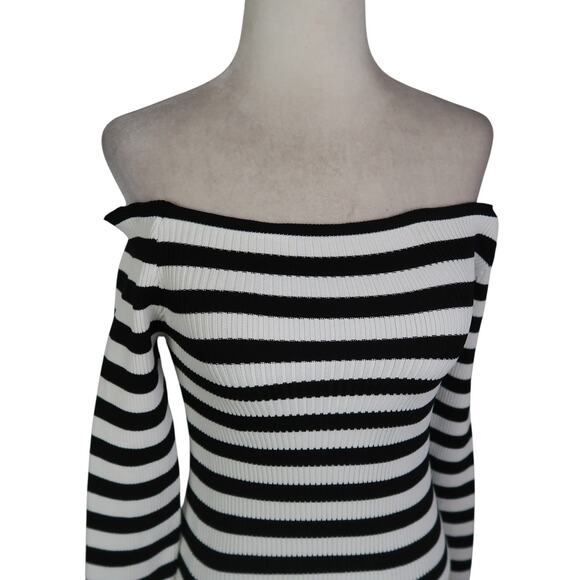 Silence + Noise Urban Outfitters White and Black Striped Off Shoulder Sweater S - Picture 3 of 7